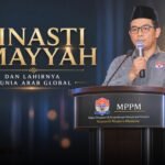 Pembicara dari MPPM menyampaikan kuliah bertema Dinasti Umayyah dan lahirnya dunia Arab global di atas podium resmi MPPM.