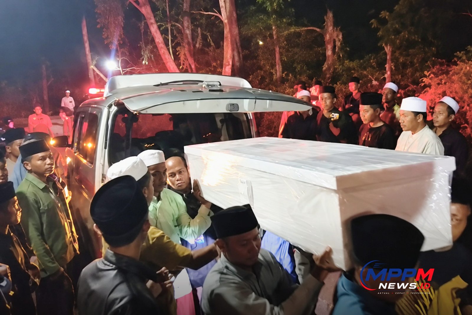 Jenazah Samaniyah Tiba di Pamekasan, Diserahkan ke Keluarga