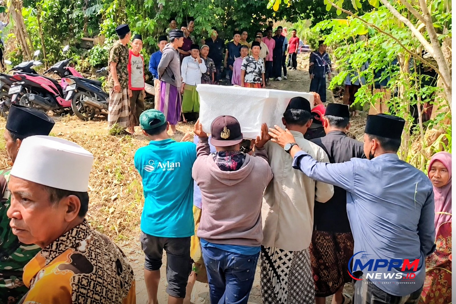 Dari Kuala Lumpur, Jenazah Mat Saleh Menuju Bangkalan